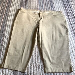 Riders by Lee Khaki Capri pants